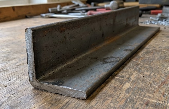 Купить уголок стальной по ГОСТ в Москве